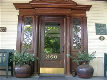 Olde Staunton Inn Εξωτερικό φωτογραφία